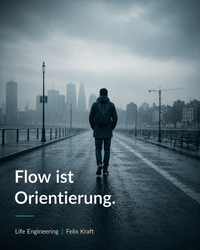 Person läuft morgens durch eine neblige Stadt. Das Bild symbolisiert Flow, Orientierung, Selbstführung und die Suche nach dem eigenen Weg im Leben